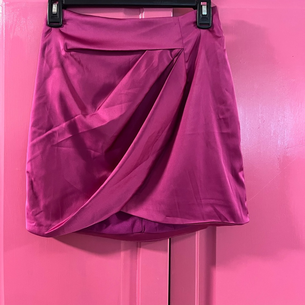 Do+Be skirt. New with tags Xs